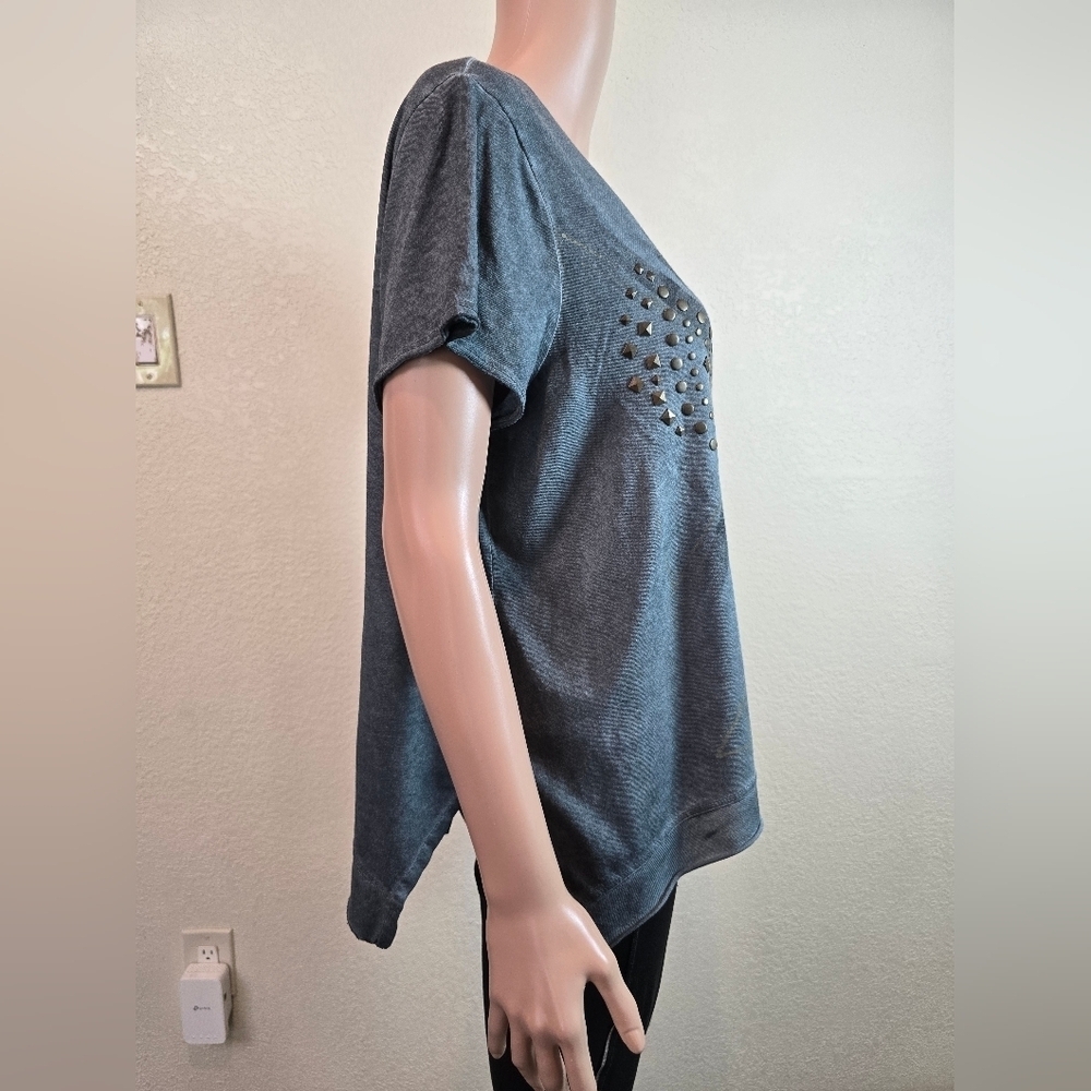 HARLEY DAVIDSON Multi-Stud V Neck Short Sleeve Sharkbite Hem Green Tee Sz Large - Picture 2 of 9